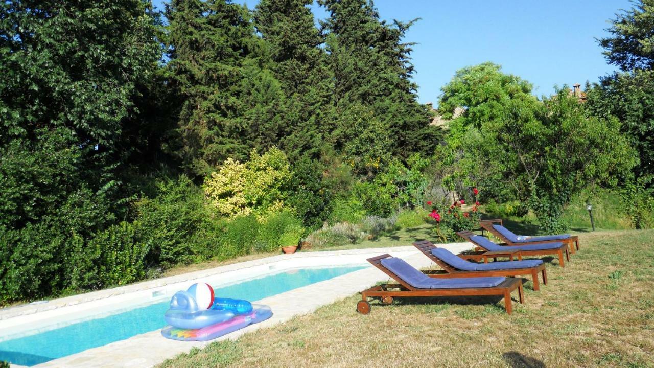 Novellina Villa Черталдо Екстериор снимка